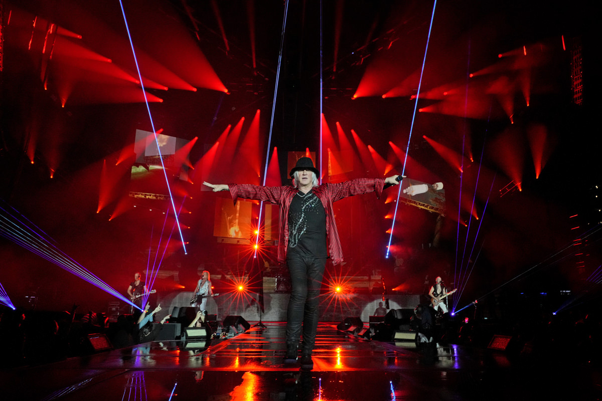 Def Leppard Steal The Night Away At SoFi Stadium
