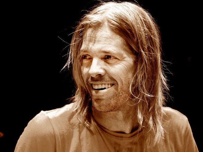 RIP Taylor Hawkins – 2/17/72 – 3/25/22